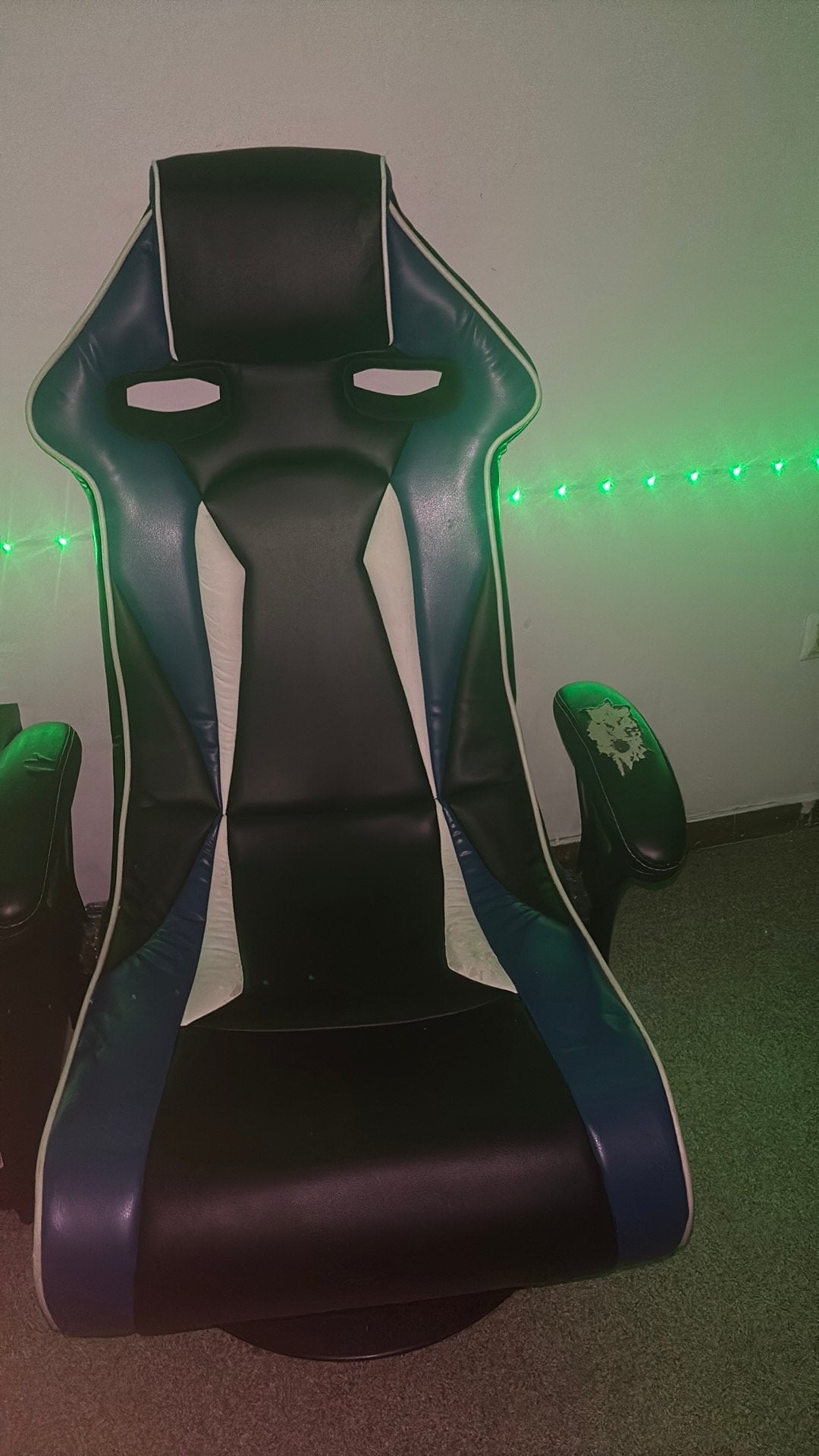 Gebruikt gaming stoel met geluid ( alleen in zaventem), Consoles de jeu & Jeux vidéo, Enlèvement, Comme neuf
