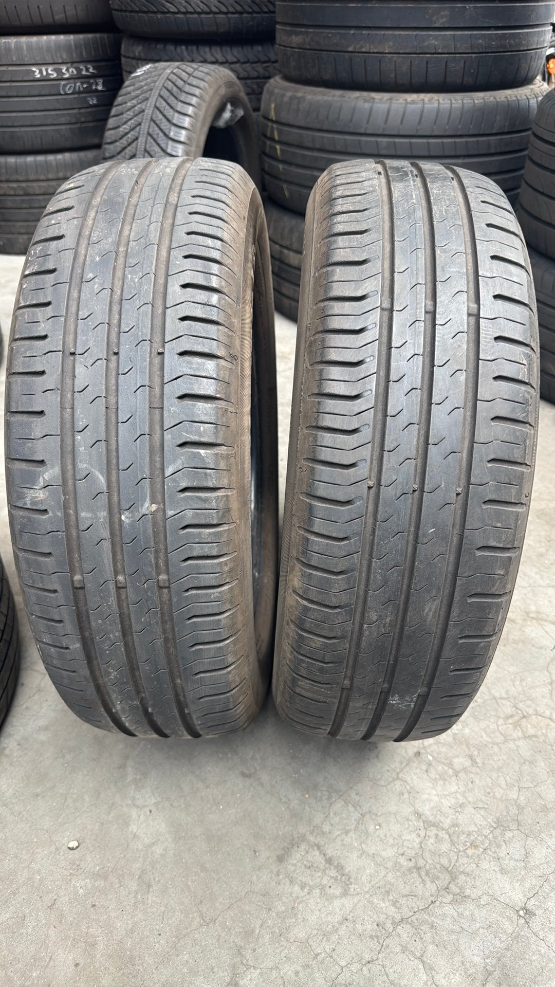 1856515 185/65/15 185/65R15 zomerbanden merk Continental, Ophalen