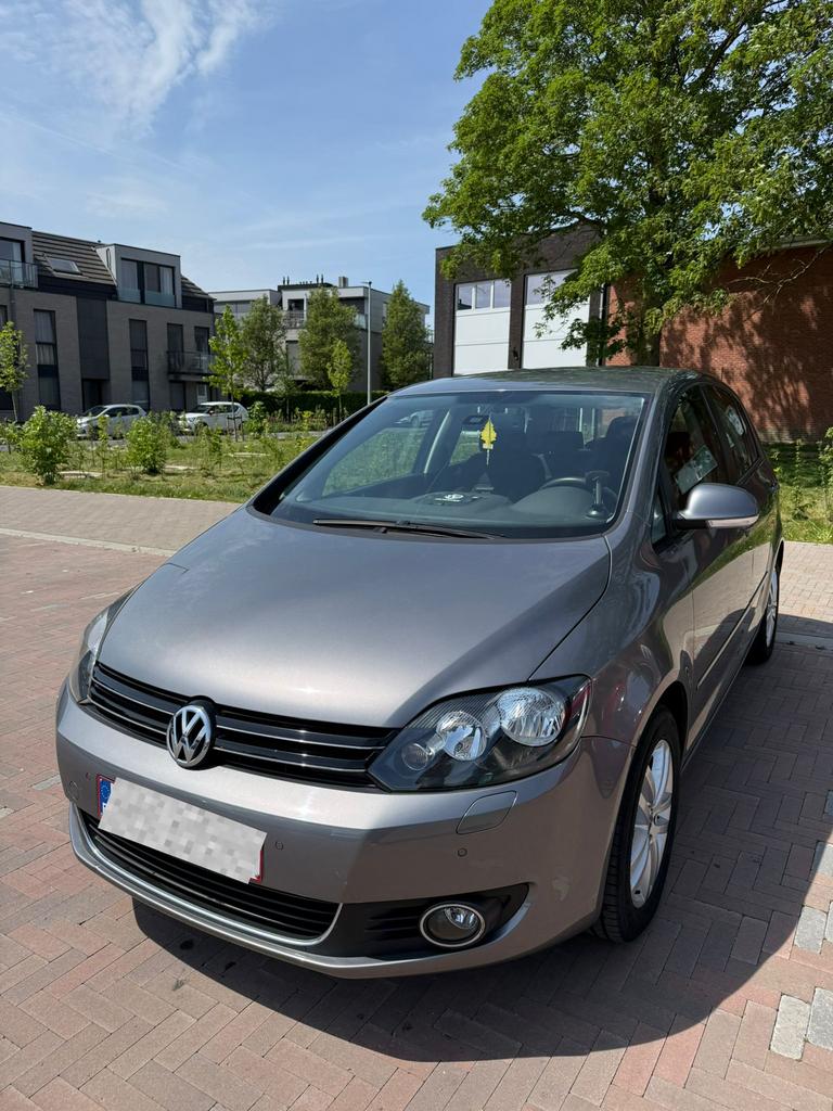 Te koop VW Golf Plus (2012) – Slechts 65.710 km! € 9.400, Auto's, Euro 5, Stof, 139 g/km, Zwart