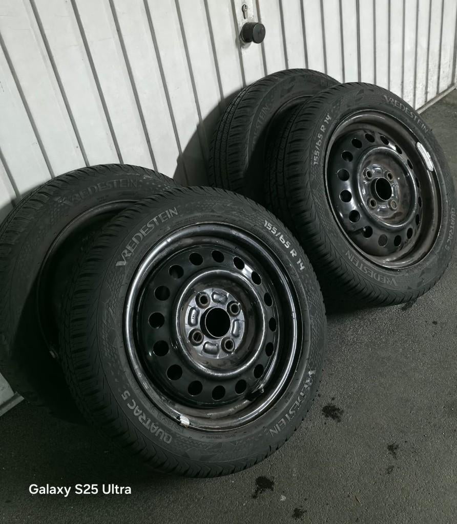 4 pneus 155 - 65 - R14 très peux utilisé année fin 2024, 14 pouces, Véhicule de tourisme, Pneu(s), Enlèvement