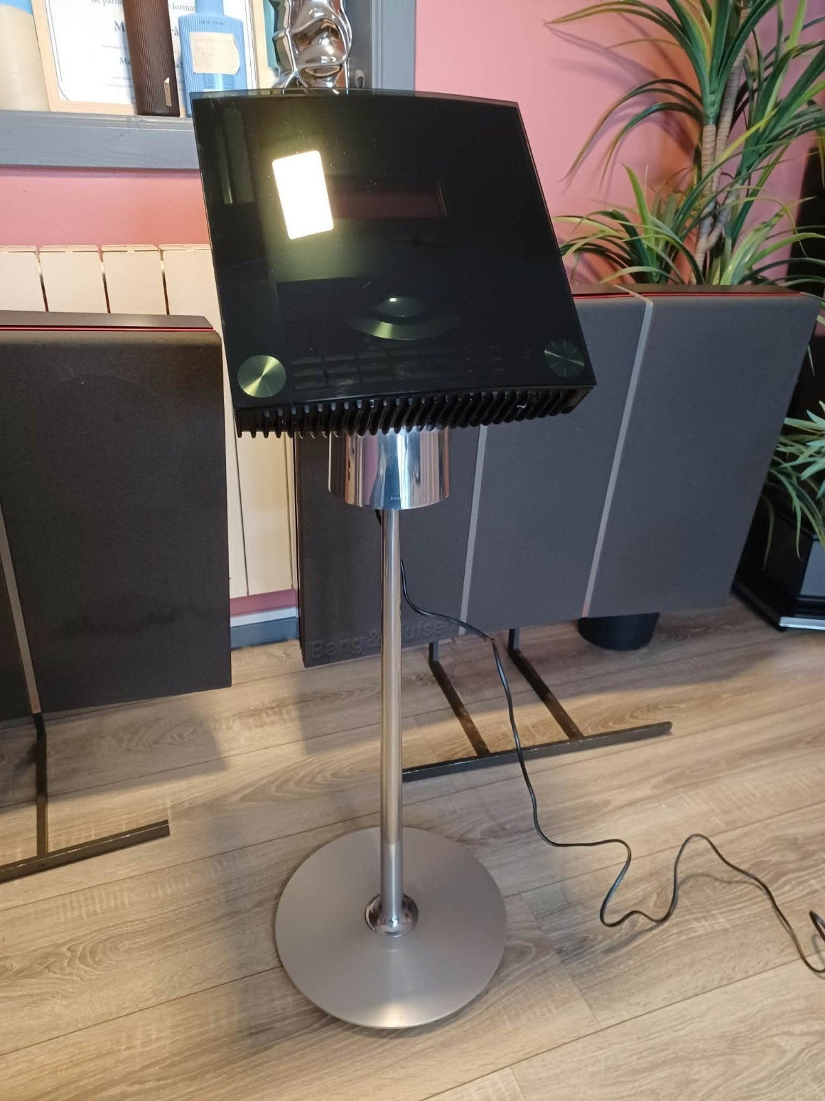 Beosound 4, support sol, Beo4 Bang&olufsen, Enlèvement ou Envoi, Comme neuf, Tuner ou Radio, Bang & Olufsen