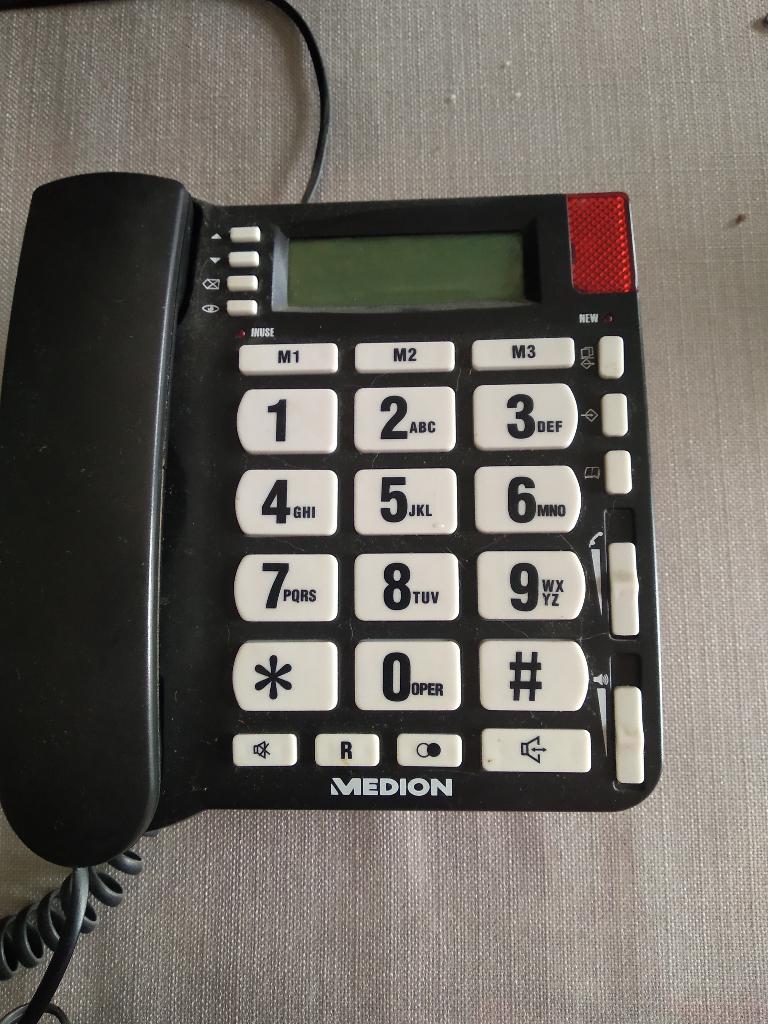 telefoon met grote toetsen, Ophalen, Gebruikt