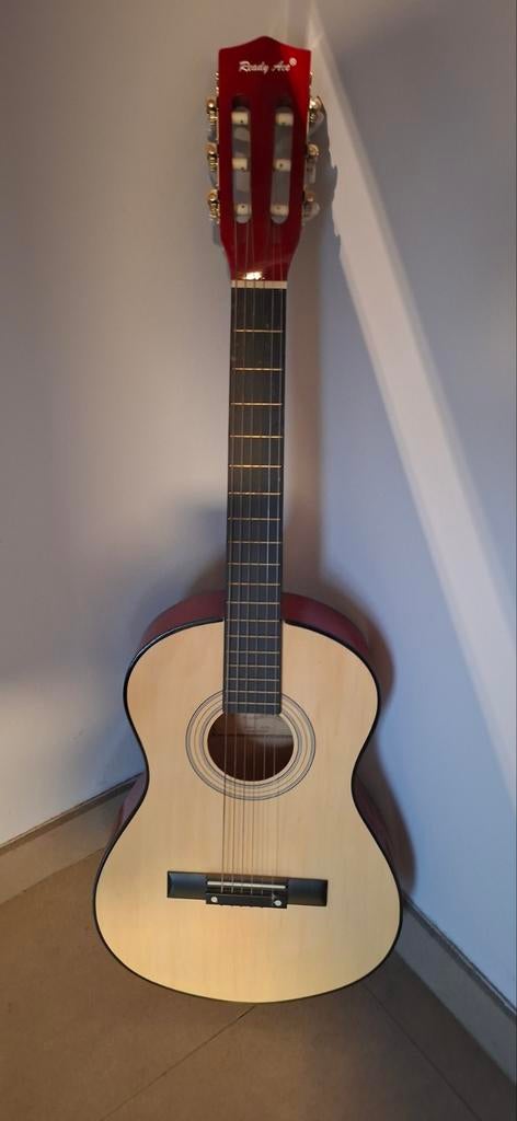 Gitaar Ready ace, Ophalen