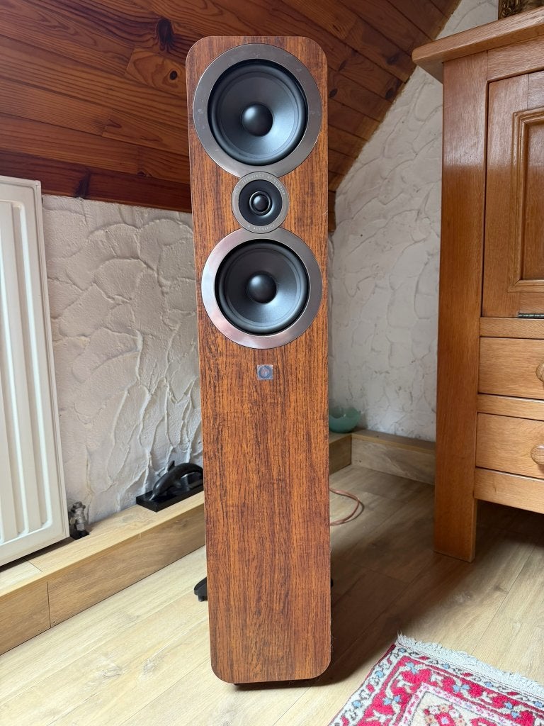 Set 2 boxen Q Acoustics 3050i in nieuwstaat., Audio, Tv en Foto, Luidsprekerboxen, Zo goed als nieuw, 120 watt of meer, Front, Rear of Stereo speakers