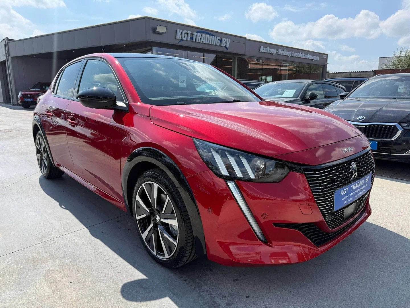 Peugeot 208 1.2i 101PK GT-LINE NAVIGATIE LEDER VIRTUAL CAMER, Gebruikt, 1199 cc, 1165 kg, Bedrijf