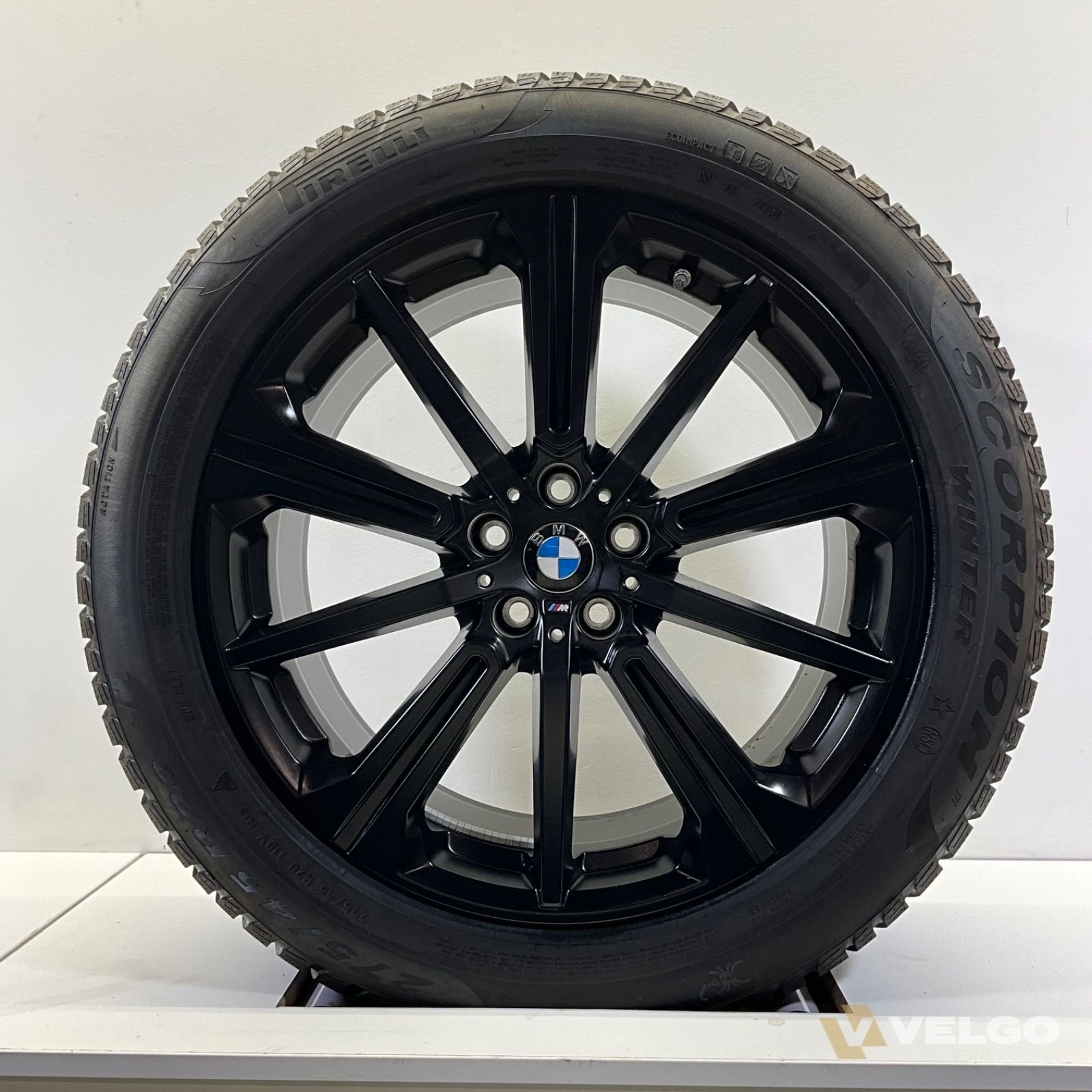 BMW X5 G05 X6 G06 SET VELGEN + WINTERBANDEN 20 INCH ORIG. 74, Auto-onderdelen, Gebruikt, -, 275 mm, -