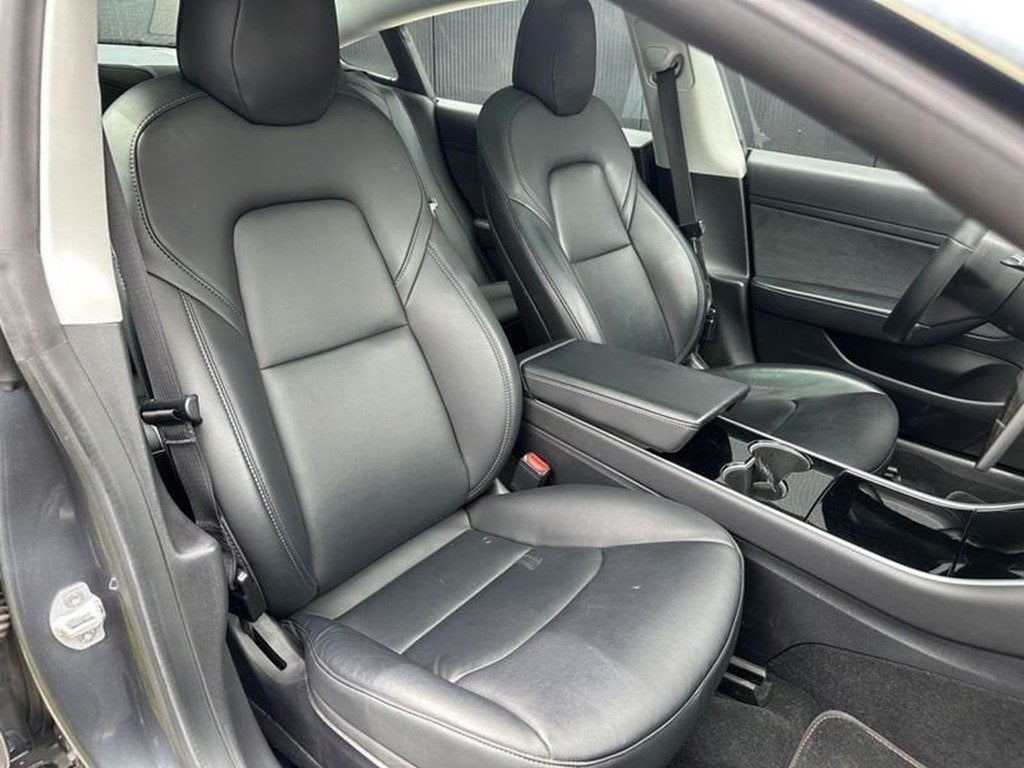 Tesla Model 3 Long-Range Dual Motor AWD 441pk / 19"Alu NW b, Auto's, Automaat, Zwart, Blauw, 326 kW