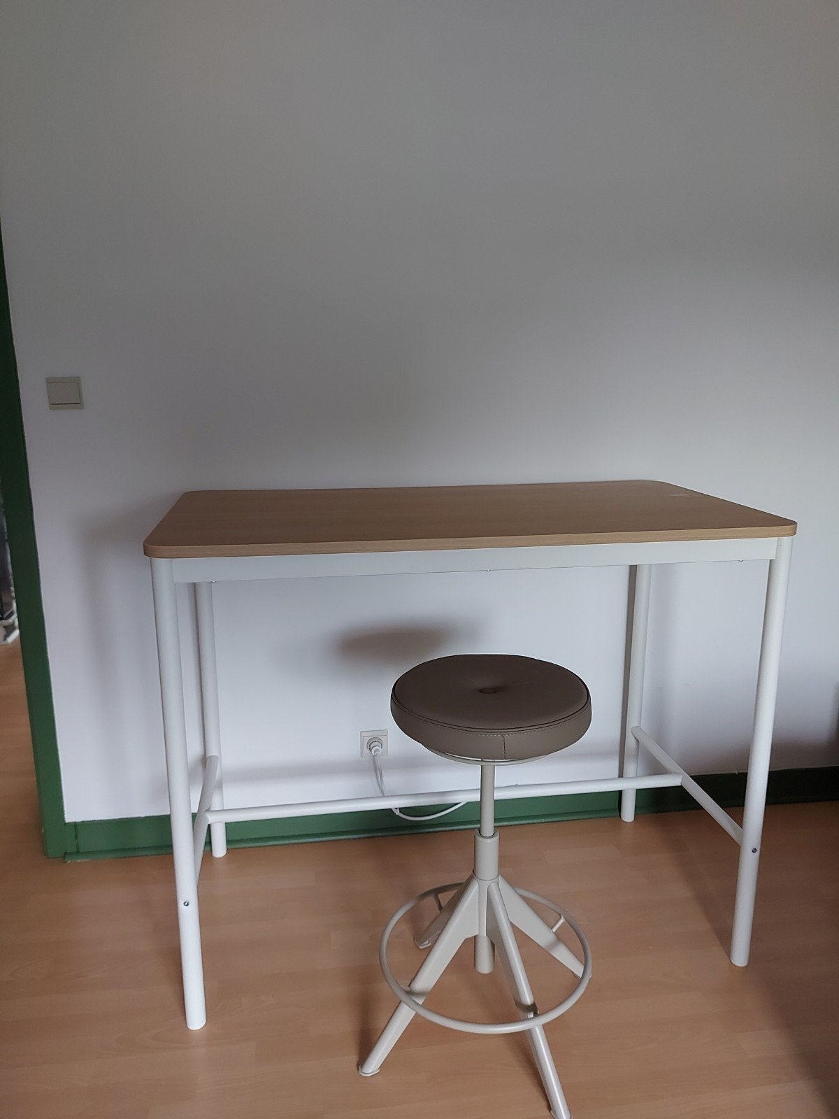 Tommaryd hoge tafel Ikea en Trollberget hoge kruk, Enlèvement