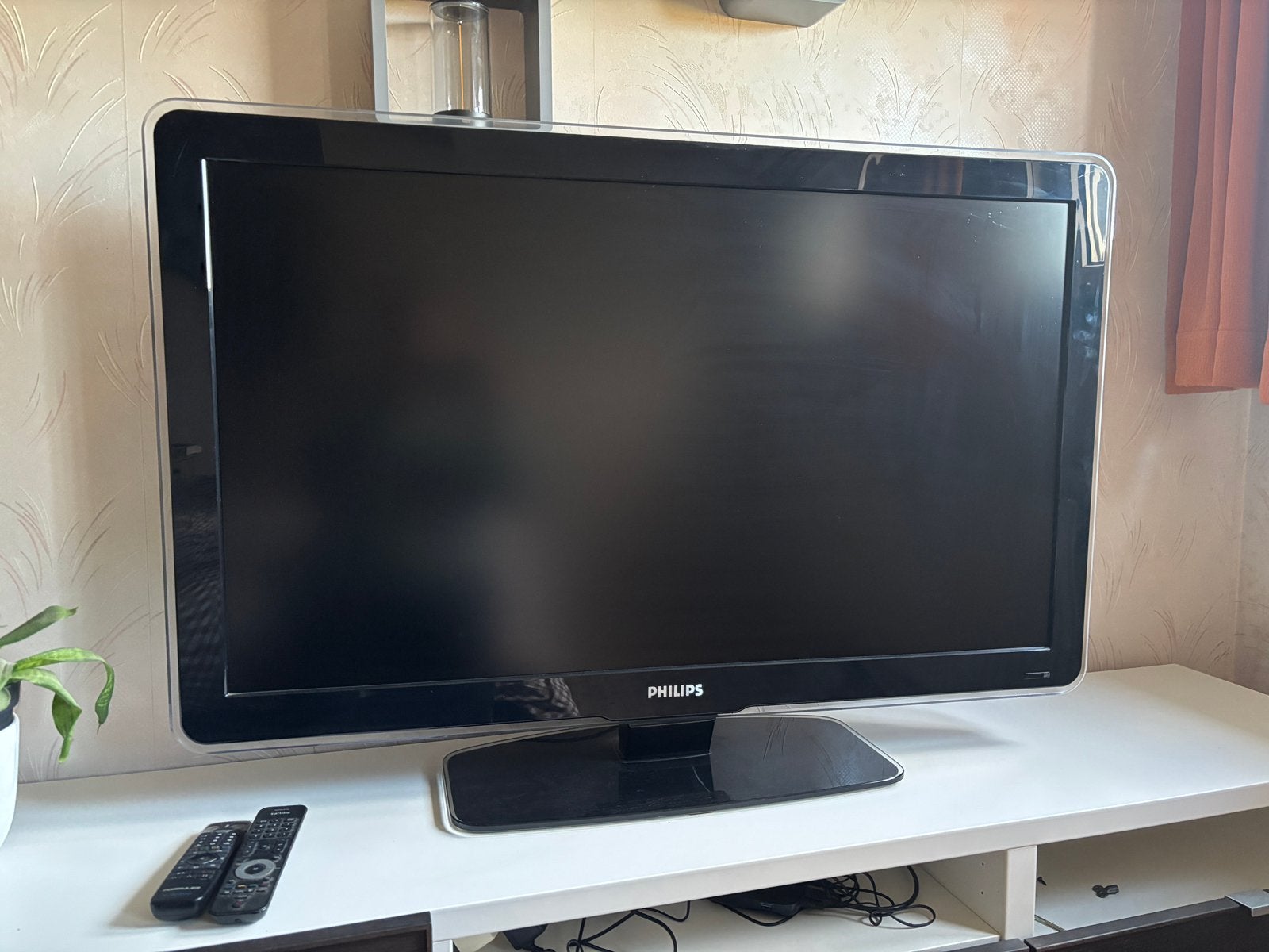 Téléviseur Full HD Philips — 42 pouces (107 cm), TV, Hi-fi & Vidéo, Enlèvement, Comme neuf, LCD, Philips