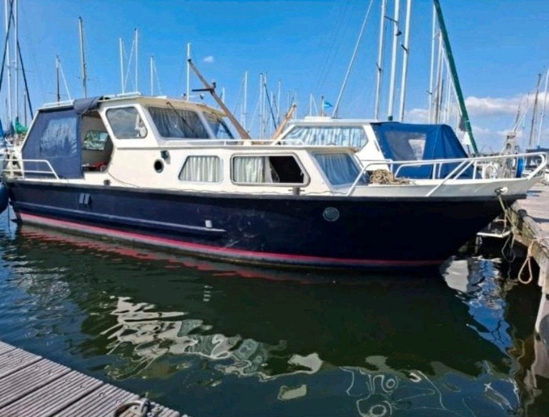 Ruime Motorboot openkuip! 9.80m.Wat werk.Toplocatie haven NL, Watersport en Boten, Motorboten en Motorjachten, Gebruikt, Diesel