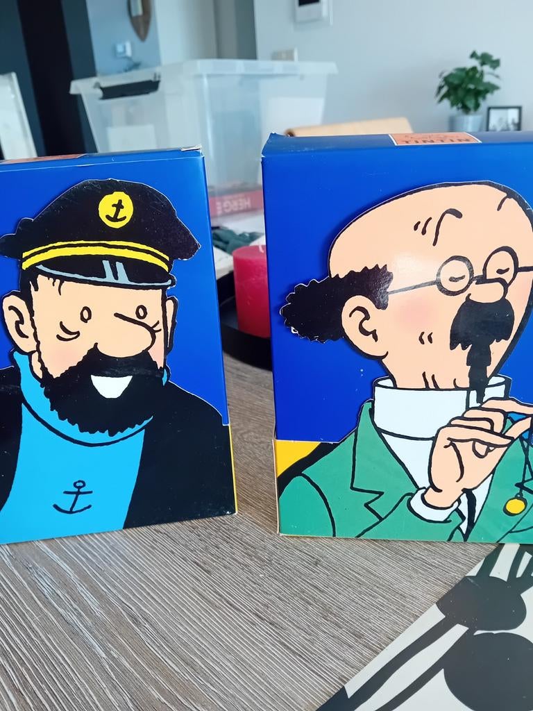 Deux coffrets tintin  pour 10 euros, Offres d'emploi
