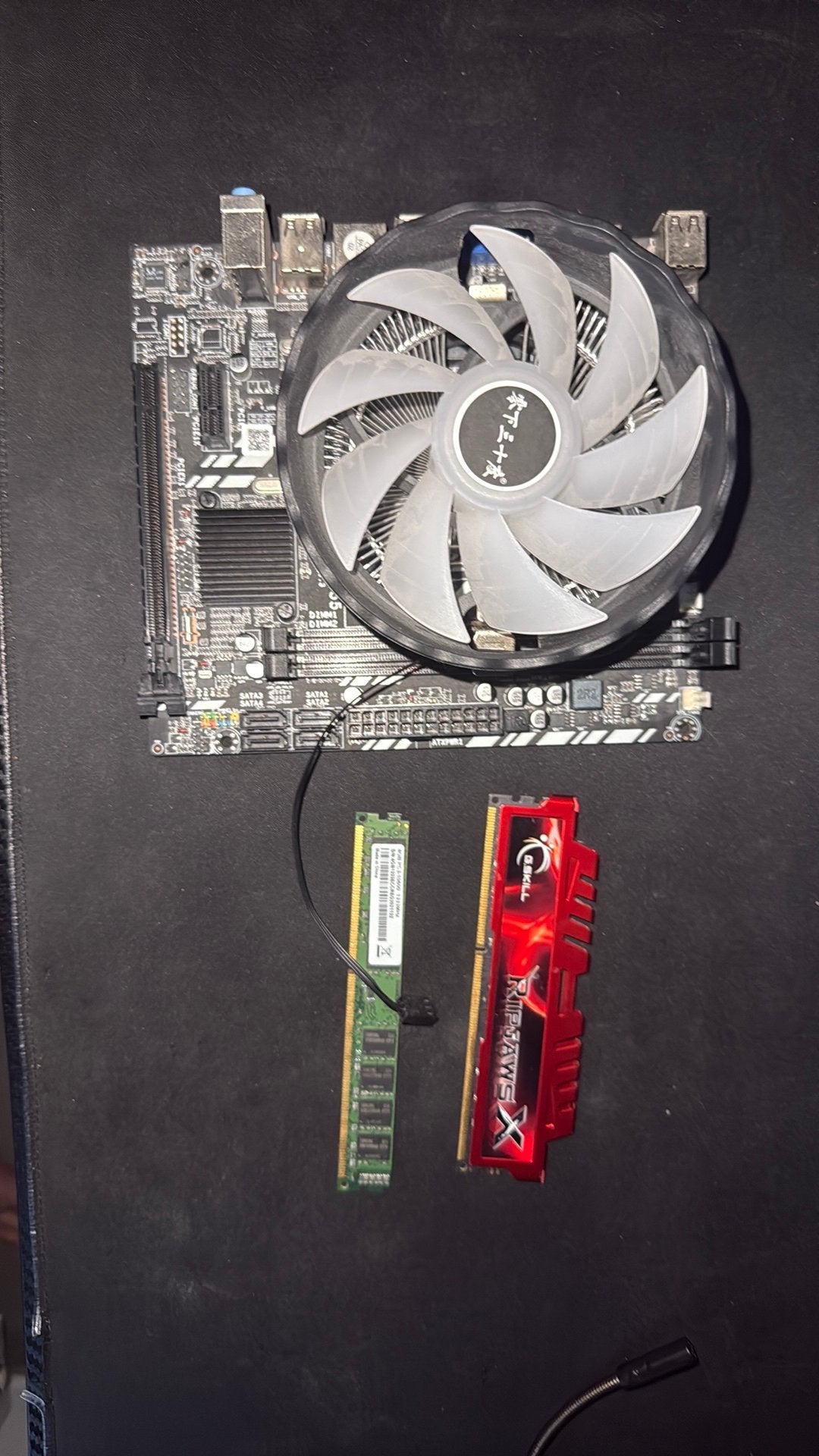 Carte mére +i3 + 8gb ram, Computers en Software, Videokaarten, Ophalen, GDDR3, HDMI, Overige chipsets