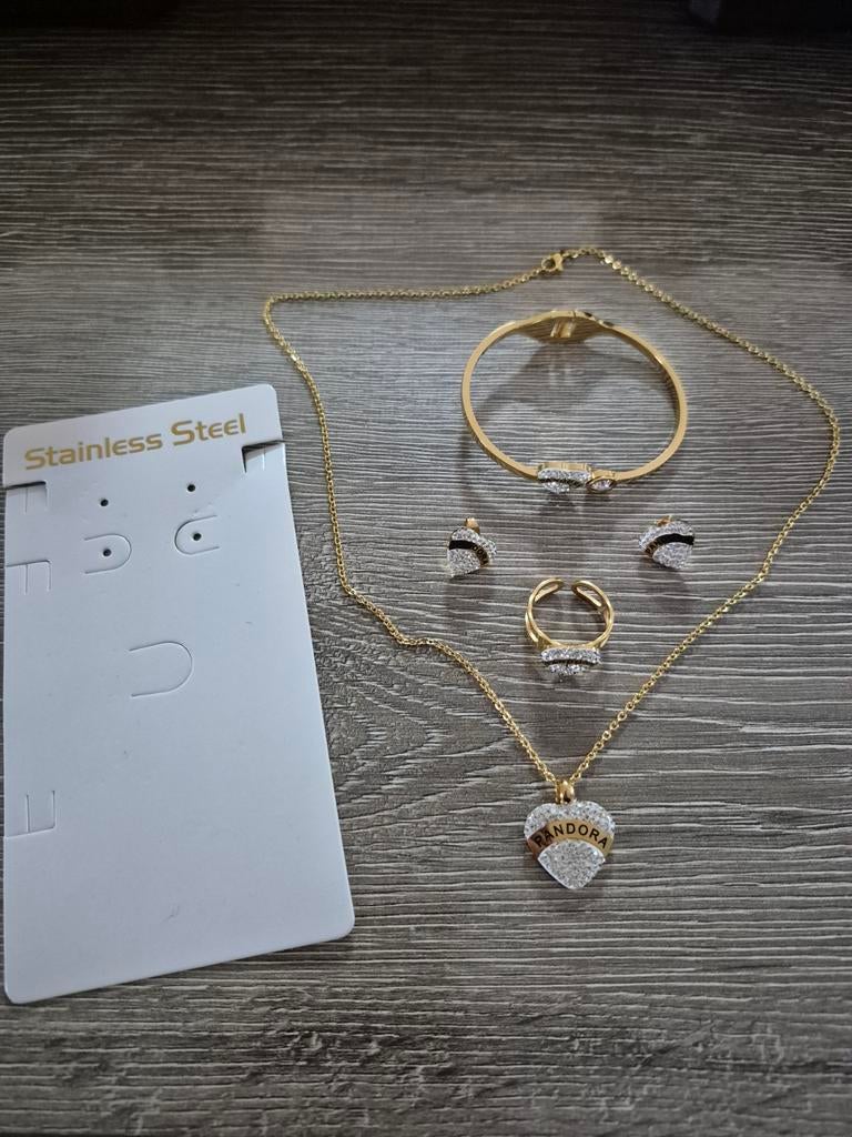 Bijoux Pandora, Envoi, Neuf, Blanc, Avec strass
