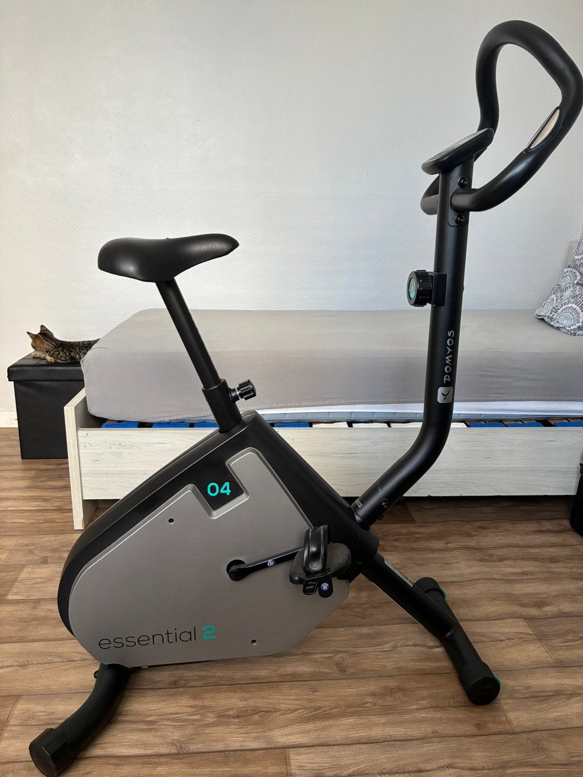 Vélo d’appartement Domyos Essential 2, Sports & Fitness, Appareils de fitness, Comme neuf, Enlèvement