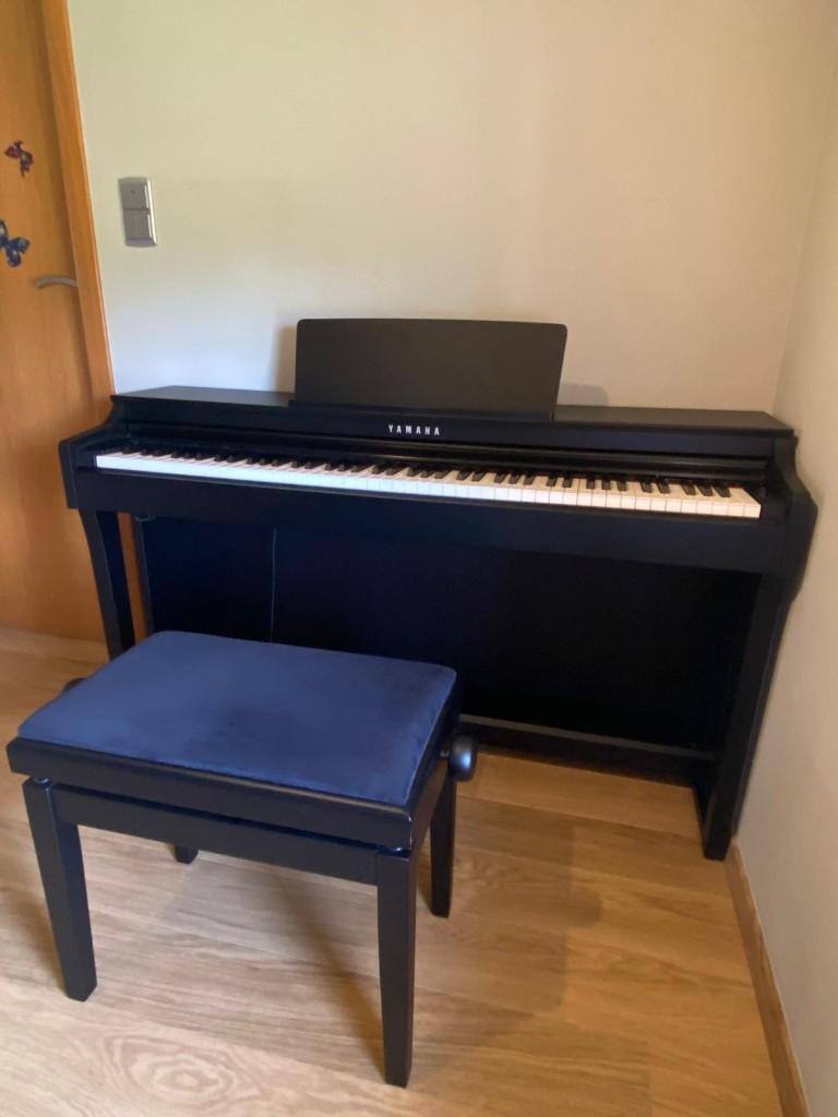 Digitale Piano Yamaha Clavinova CLP‑625B – Perfecte staat, Muziek en Instrumenten, Piano's, Ophalen, Zwart, Digitaal, Zo goed als nieuw