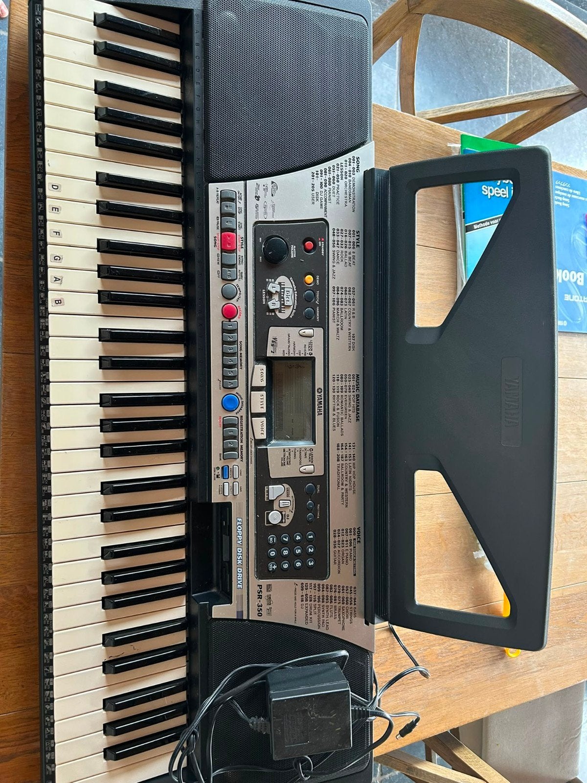 Yamaha PSR 350, Musique & Instruments, Claviers, Enlèvement, Yamaha
