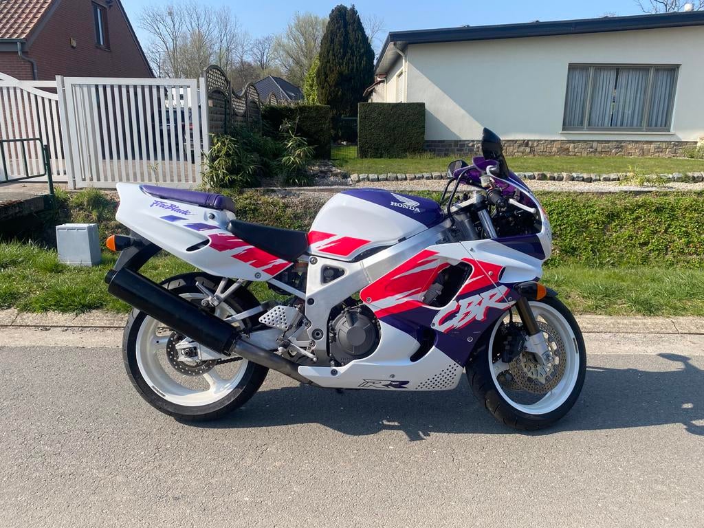 Honda CBR 900RR Fireblade SC28 1993, Motos, Motos | Honda, Particulier, Super Sport, Permis Moto A, Manuelle, Occasion, Occasion