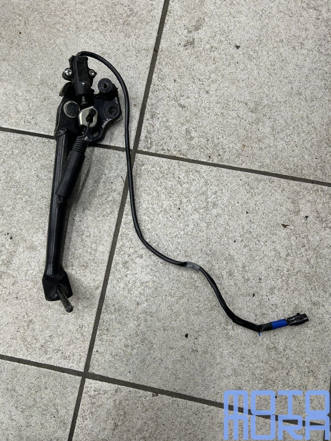 Zijstandaard voor de Yamaha XSR 900 2022 - 2023 standaard st, Motoren, Gebruikt, -, -, Ophalen of Verzenden