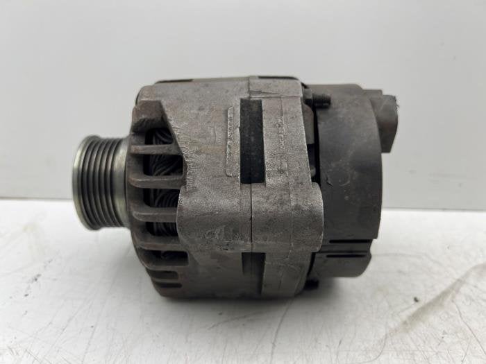 Dynamo van een Opel Astra, Auto-onderdelen, Motor en Toebehoren, Opel, Gebruikt, 3 maanden garantie, Ophalen of Verzenden