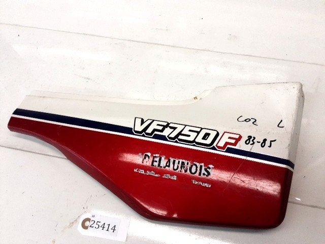 VF750F 1983 - 1985 Honda Cover Cover onder zadel D1-57501