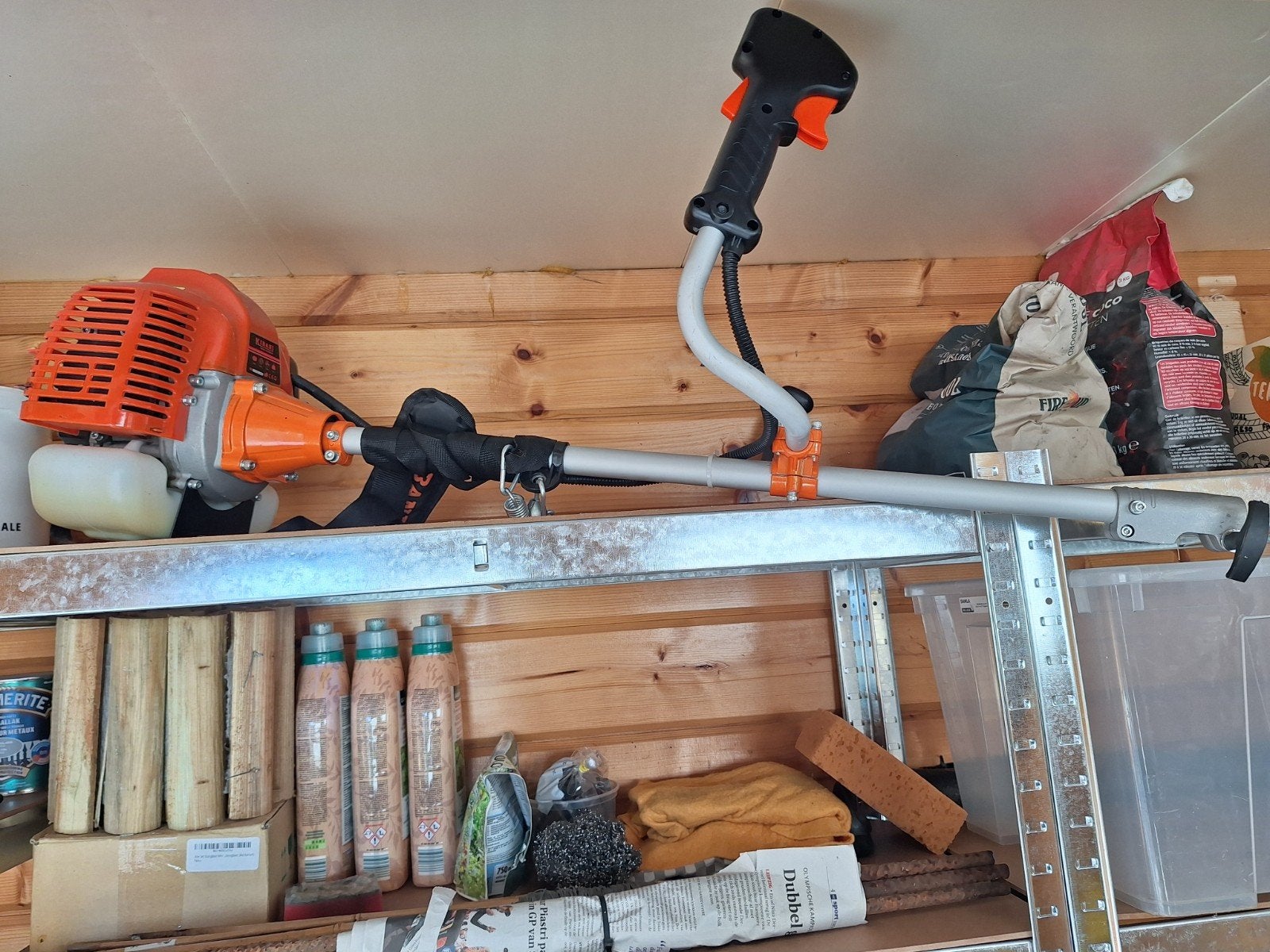 Kibani bosmaaier inclusief toebehoren., Tuin en Terras, Ophalen of Verzenden, Zo goed als nieuw, Benzine, Kibani