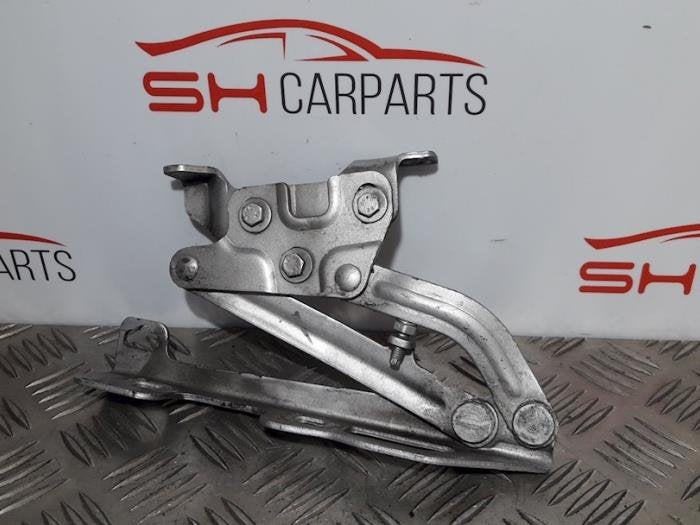 Motorkap Scharnier van een Opel Corsa, Gebruikt, -, -, Opel