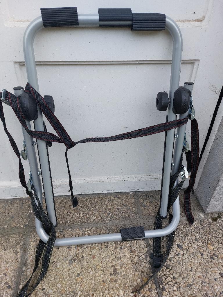 Porte-vélos de coffre universel à sangles - État Neuf, Enlèvement, 2 vélos, Neuf, Porte-hayon