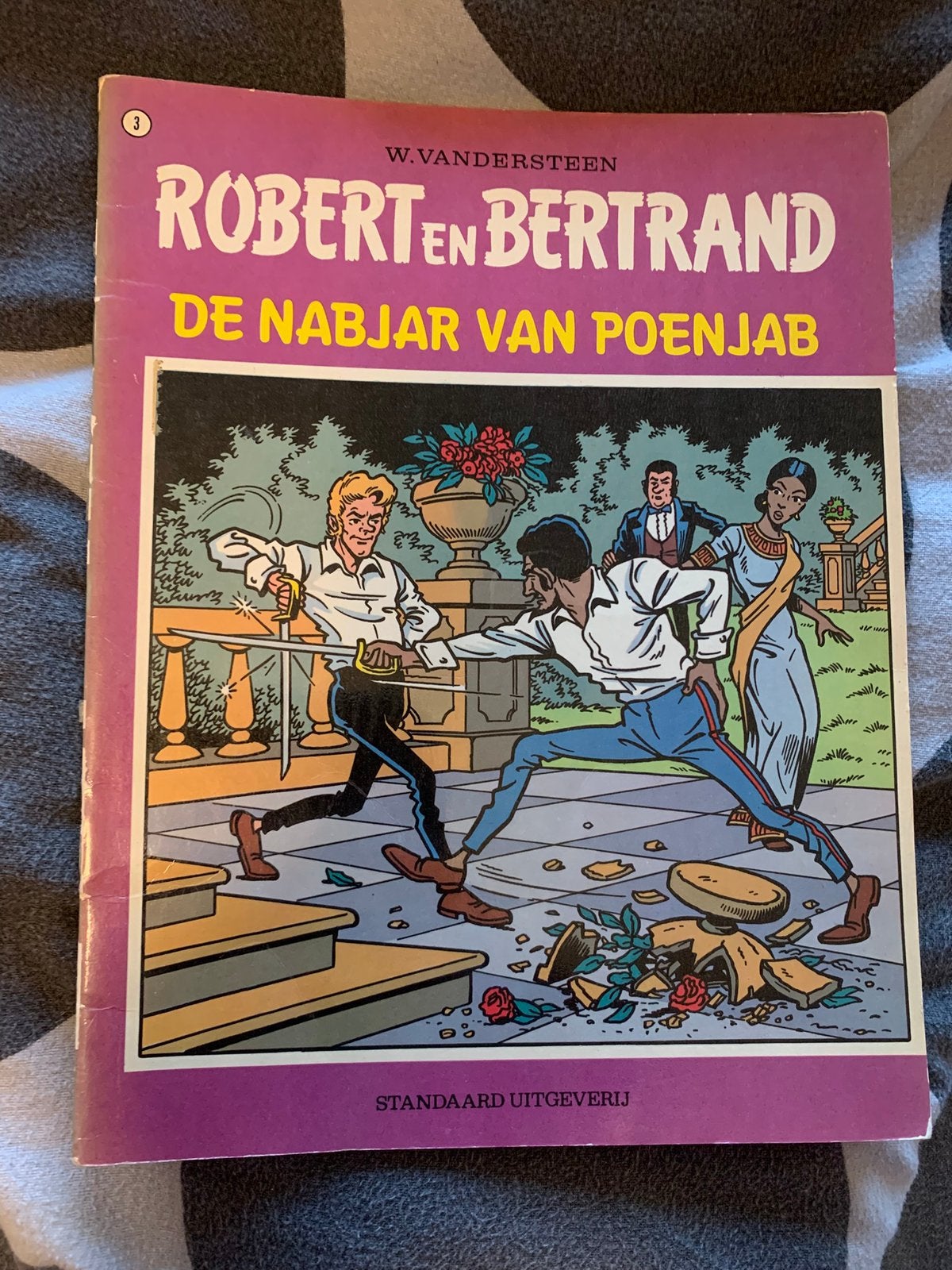 Robert en Bertrand - De nabjar van Poenjab, Ophalen of Verzenden, Zo goed als nieuw