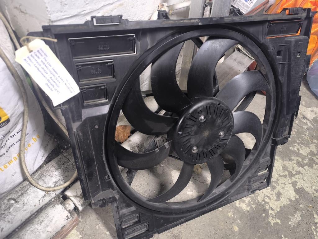 Ventilateur de radiateur BMW BMW F10, F11 520i, N20B., Enlèvement, BMW