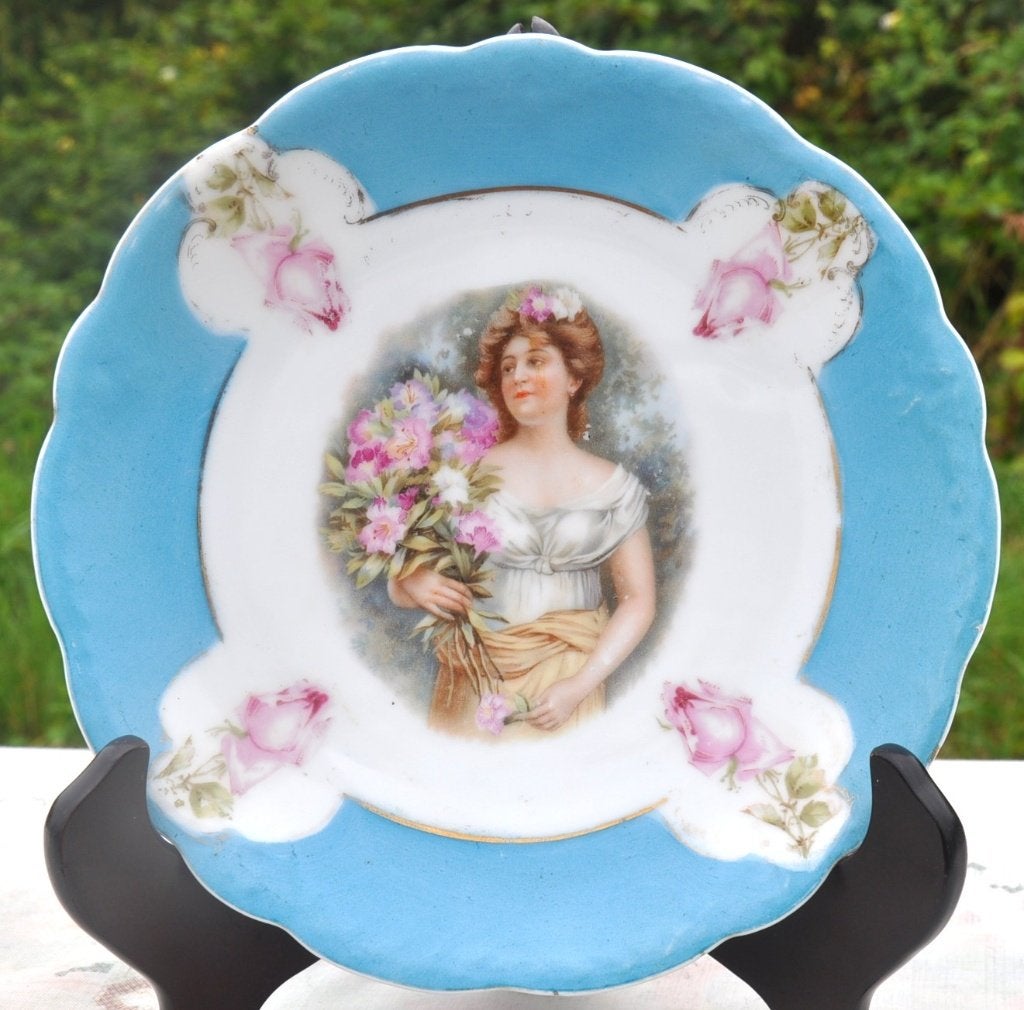 assiette décorative porcelaine jeune fille tour turquoise, Enlèvement ou Envoi