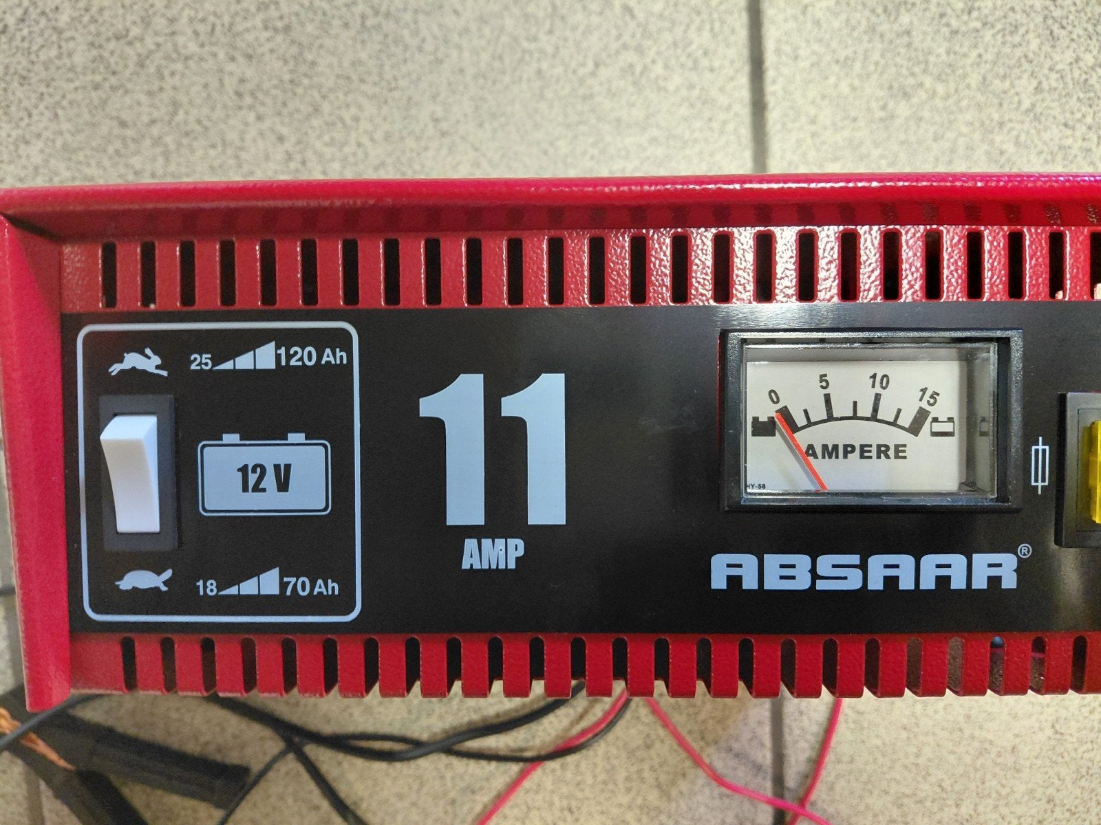 Absaar acculader 12V - 11A als nieuw  !, Gebruikt