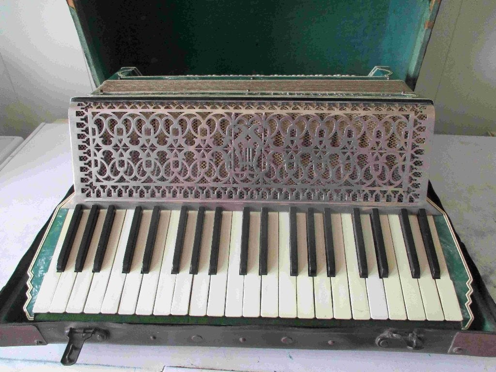 Accordeon Marinelli, Muziek en Instrumenten, Accordeons, Gebruikt, Met koffer, 120-bas, Toetsaccordeon