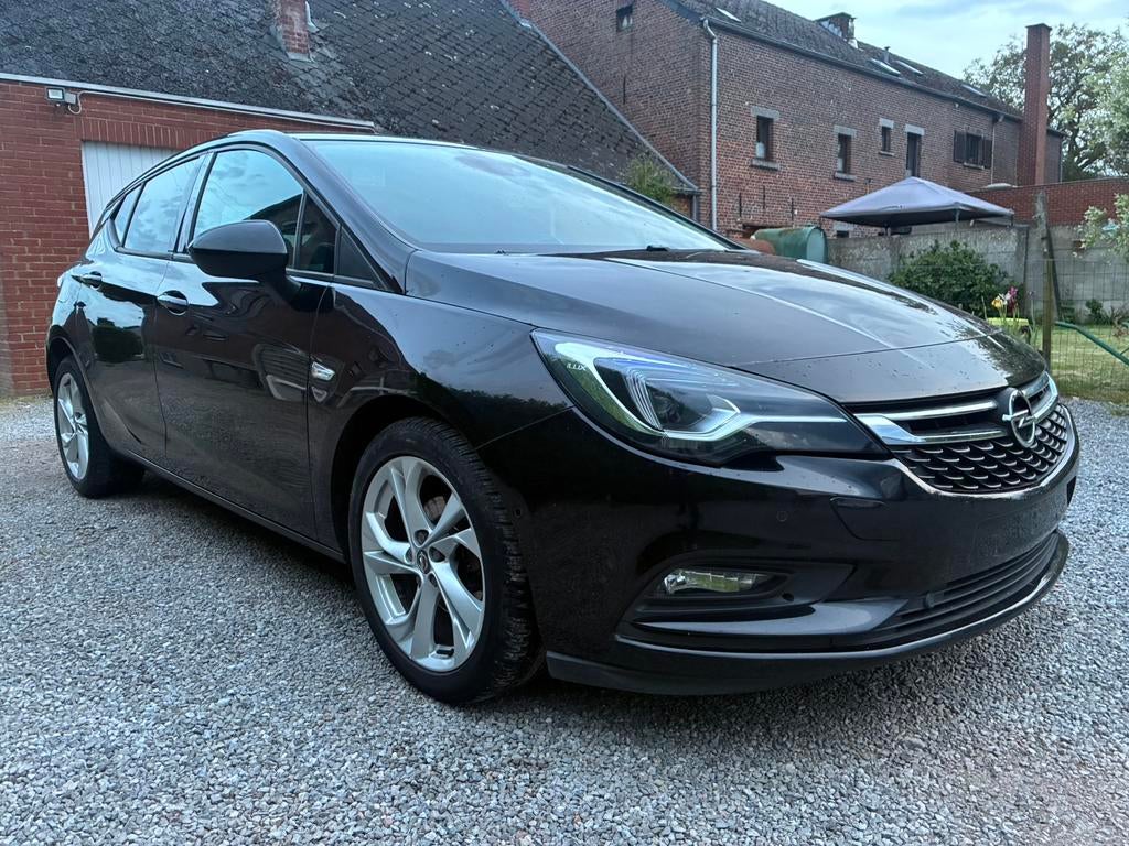 Opel Astra 1.4 Turbo zwarte editie, Lane Keeping Assist, Euro 6, Bedrijf, Astra