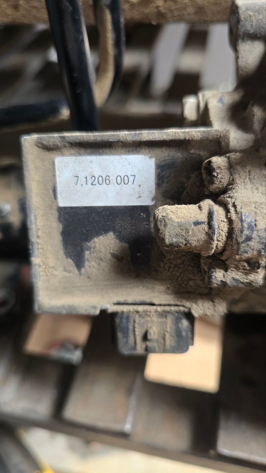 Pièces moteur yanmar 4tnv98t, Enlèvement