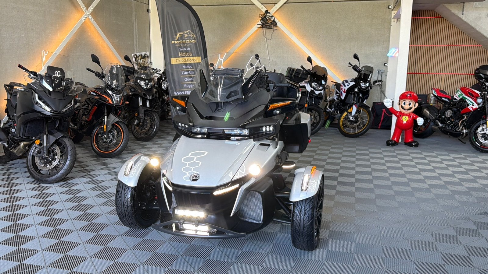 CAN AM SPYDER RT LIMITED  * GARANTIE * 2022 * 6.800 km, Motos, J, Plus de 35 kW, 1330 cm³, J