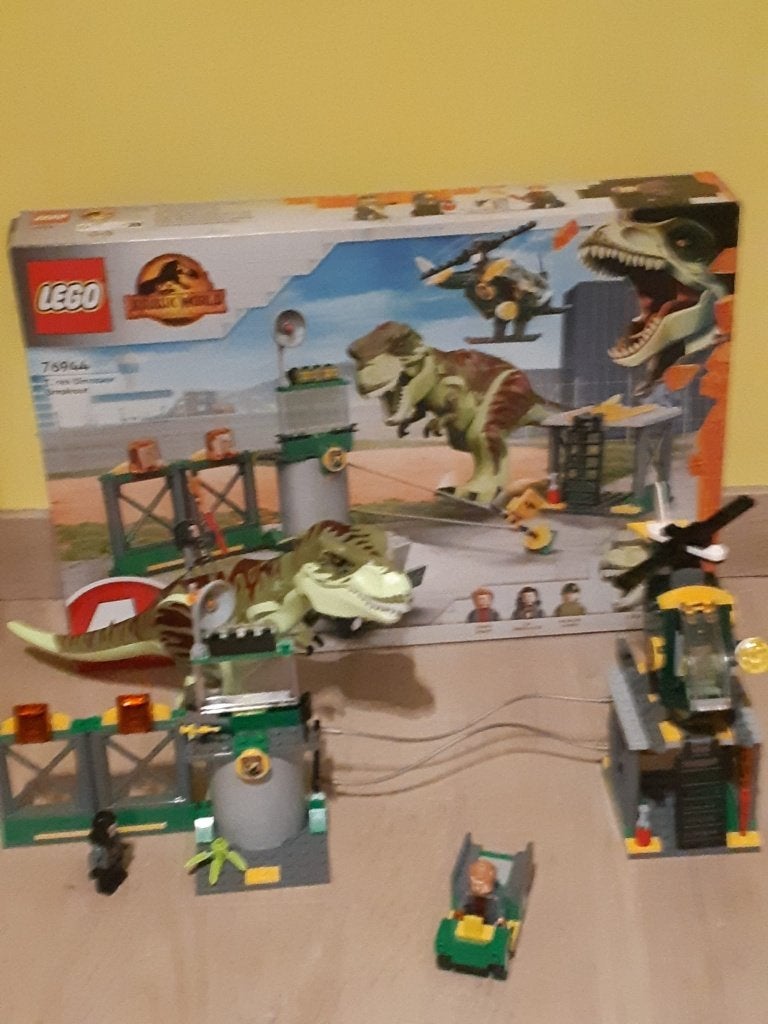 Lego Jurassic world set 76944 76945 76946, Ophalen, Jurassic World, Lego, Zo goed als nieuw