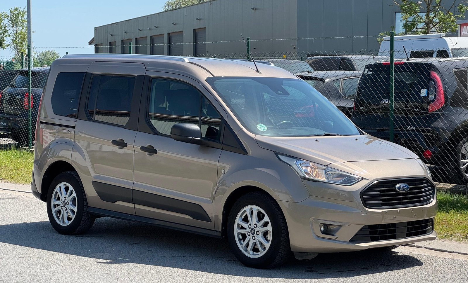 Prachtige ford tourneo connect in zeer goede staat +keuring, Autos, Ford, Bluetooth, Achat, Euro 6, Entreprise