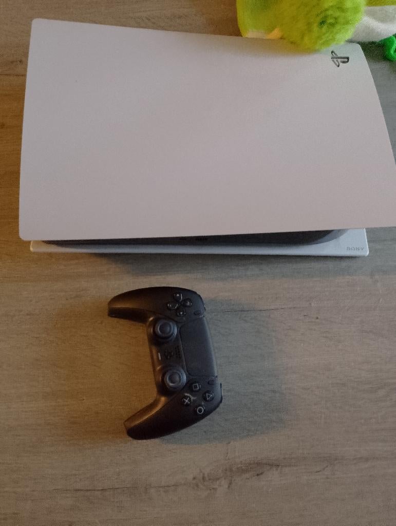 PS5 + 2 controllers, Ophalen, Gebruikt, Playstation 5