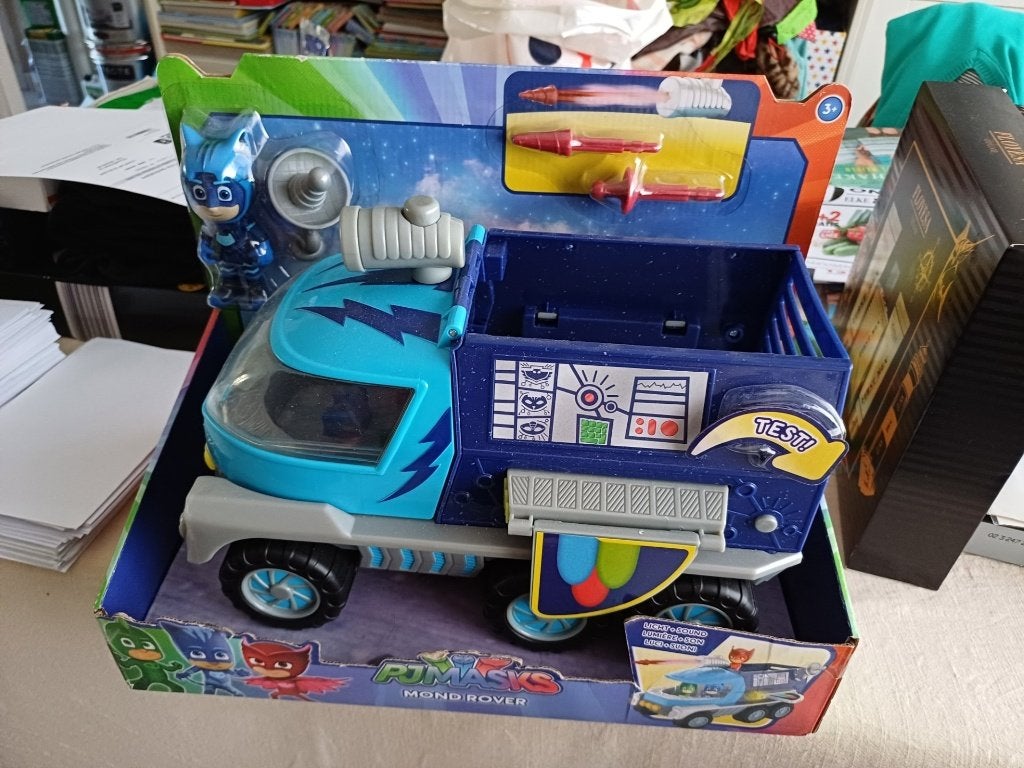 pj mask speelgoed auto met geluid ongeveer 28 cm lang, Enfants & Bébés, Jouets | Véhicules en jouets, Enlèvement, Comme neuf