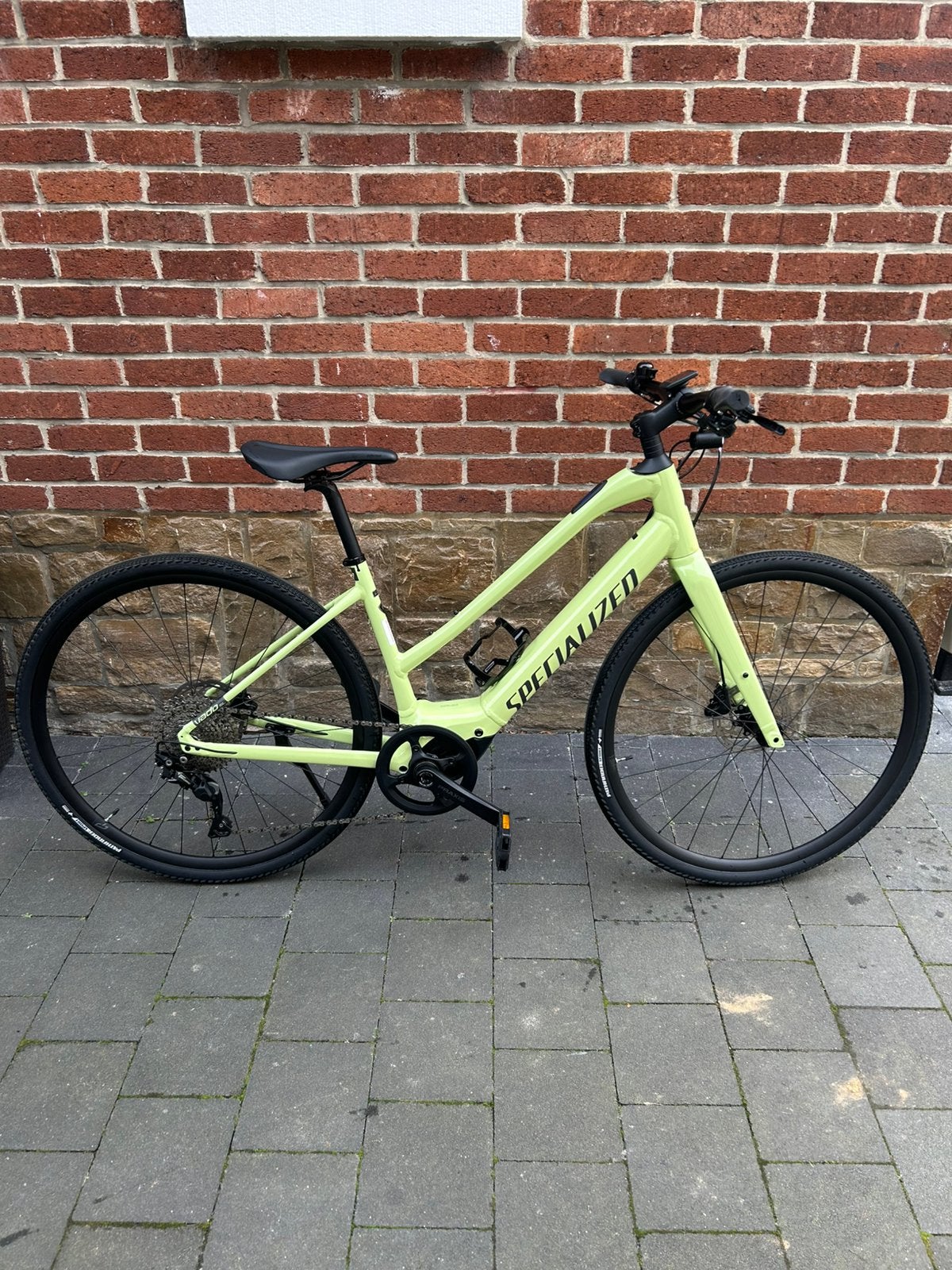 Specialized elektrische fiets van 600 km maat M als nieuw, Ophalen, Zo goed als nieuw