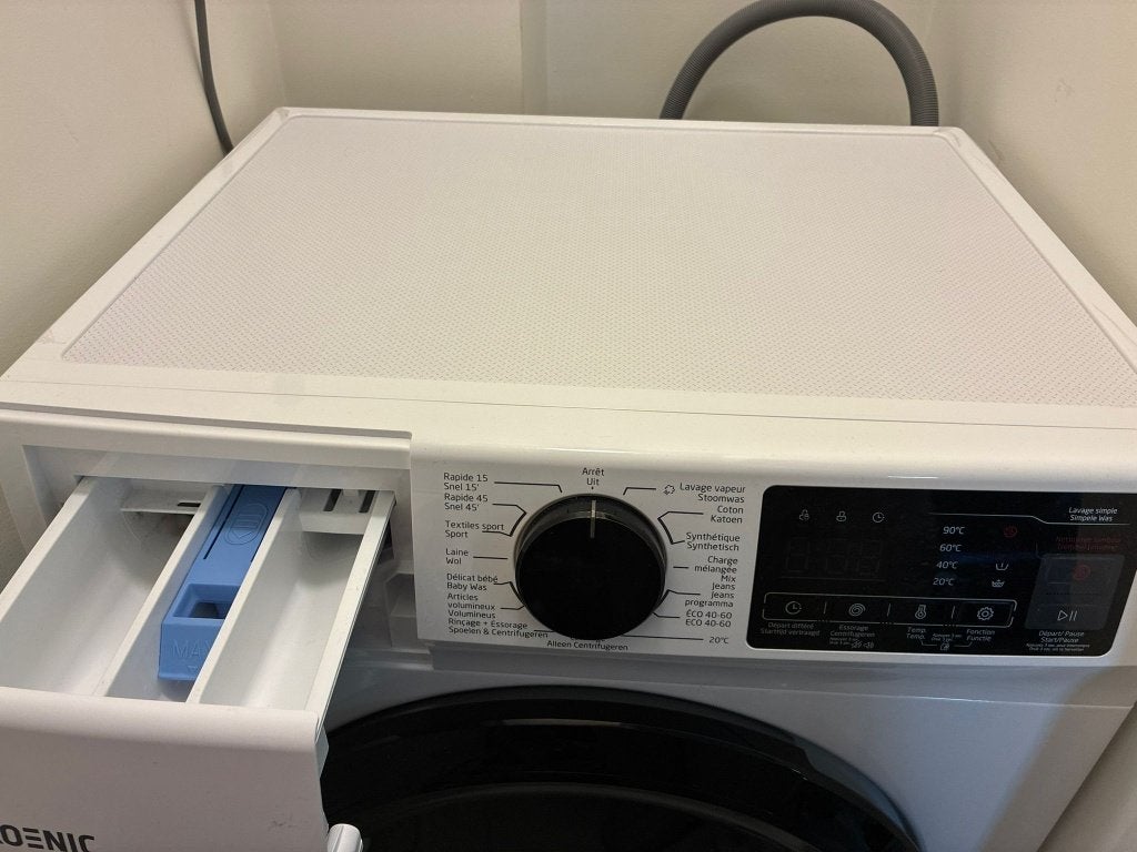 KOENIC Washing machine, Elektronische apparatuur, Wasmachines, Ophalen, Minder dan 1200 toeren, 8 tot 10 kg, Zo goed als nieuw