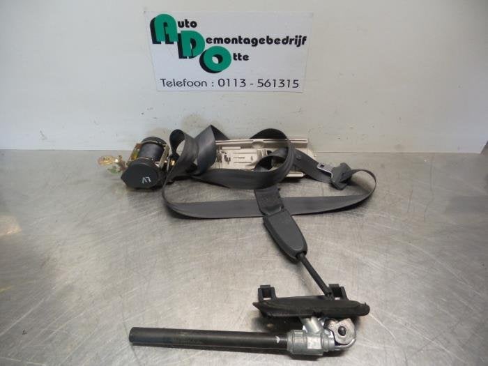 Ceinture de sécurité avant gauche d'un Renault Megane (Meg, Renault, -, 3 mois de garantie, Utilisé