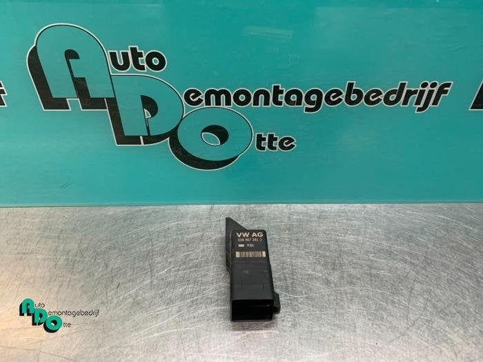 Voorgloei Relais van een Volkswagen Golf (Golf 09-), Gebruikt, -, Volkswagen, -