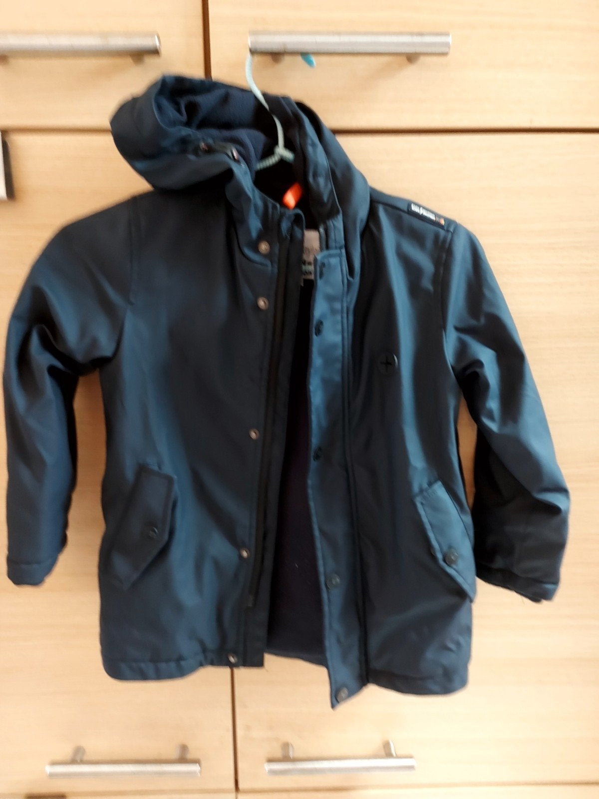 donker blauwe regenjas met fleece binnenkant maat 110, Enfants & Bébés, Enlèvement, Manteau
