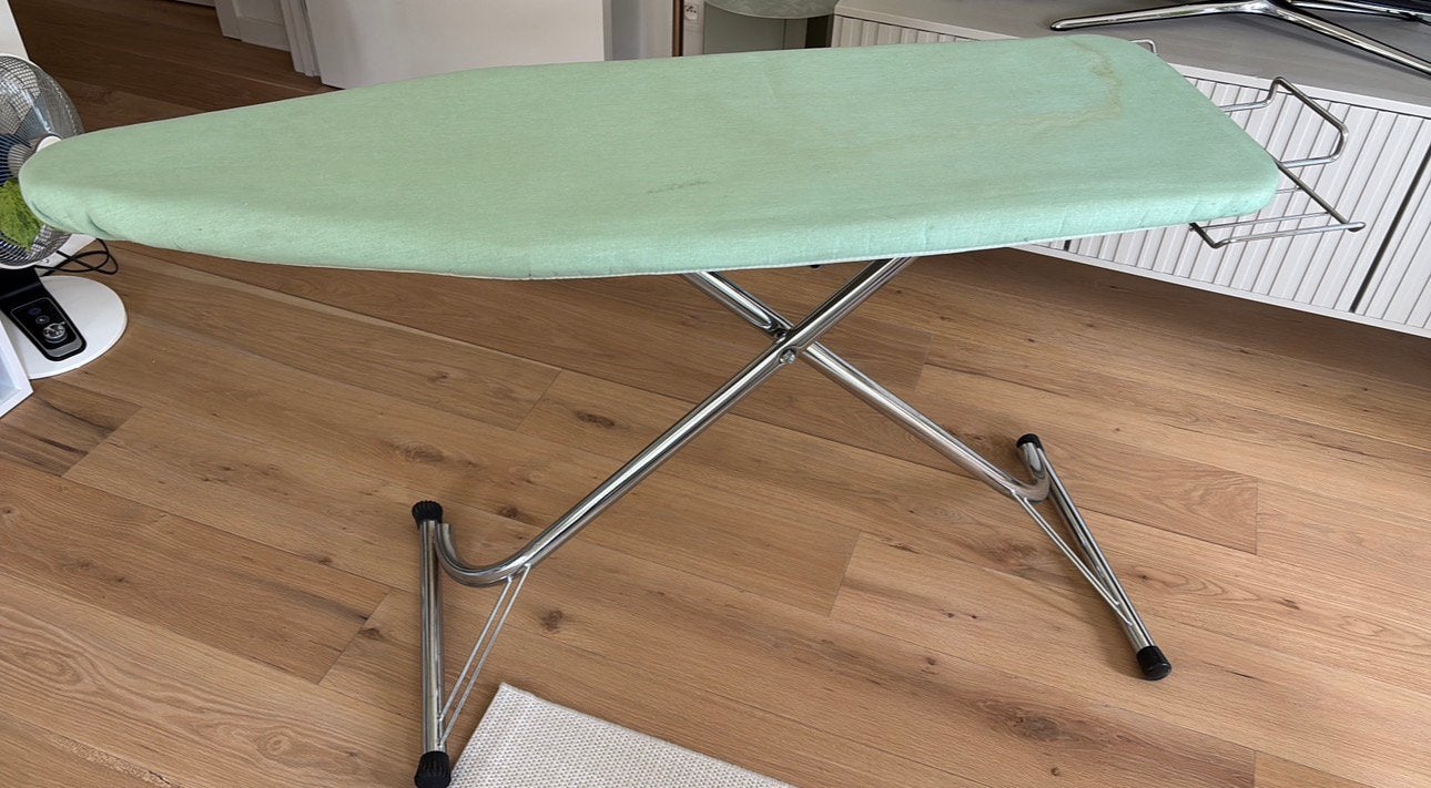 Planche à repasser, Ophalen, Gebruikt