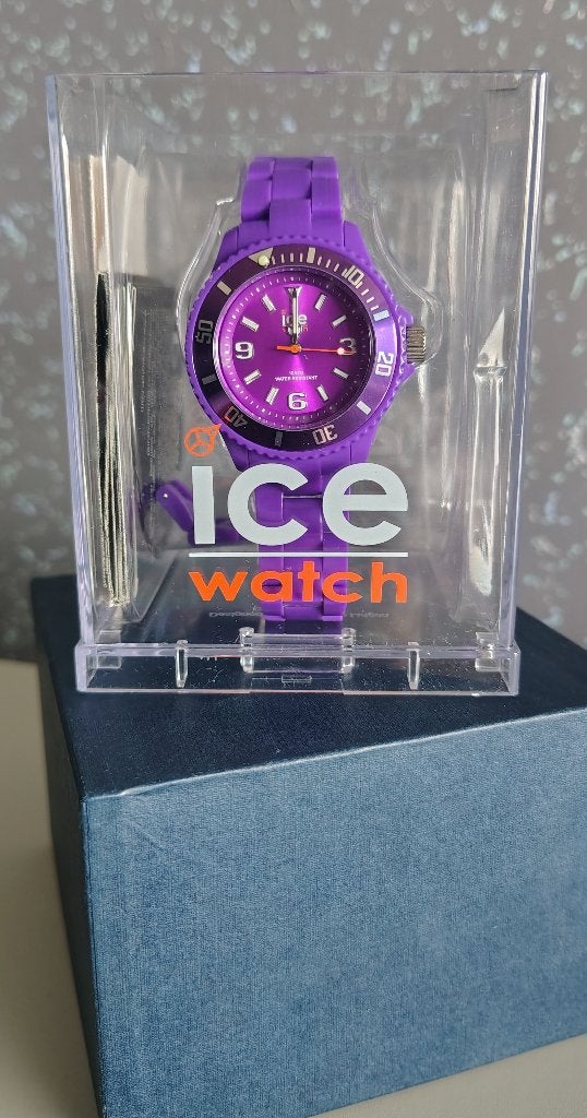 Montre femme ICE watch, Bijoux, Sacs & Beauté, Montres | Femmes, Autres marques, Enlèvement, Autres matériaux, Acier