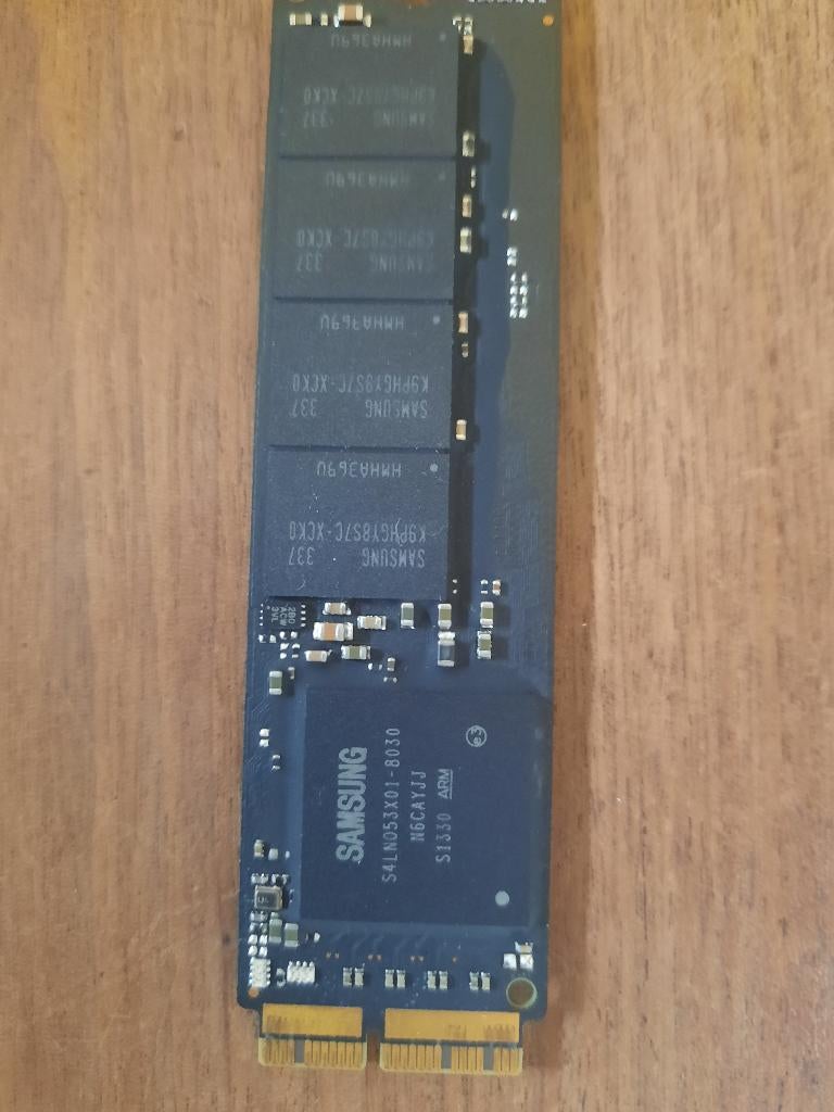 A vendre SSD de 512 giga Macbook air/pro, Informatique & Logiciels, Enlèvement, Utilisé, MacBook