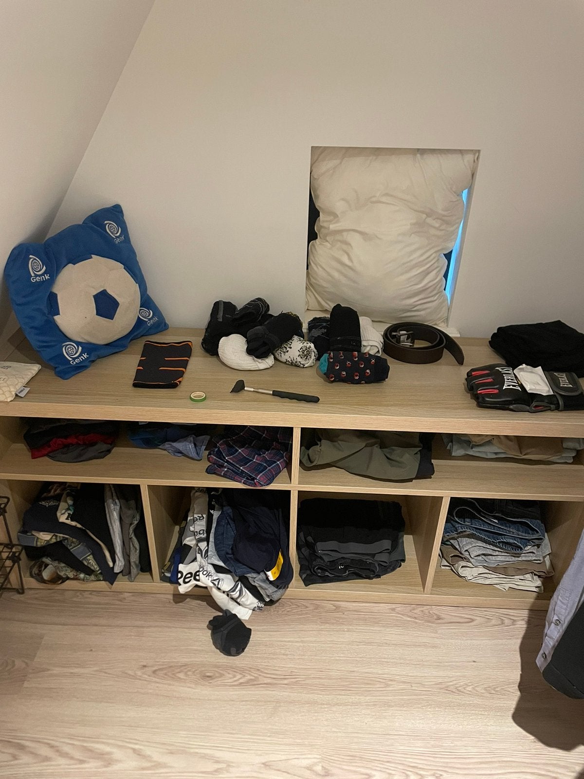 Kleerkast vakken, Enlèvement, Comme neuf