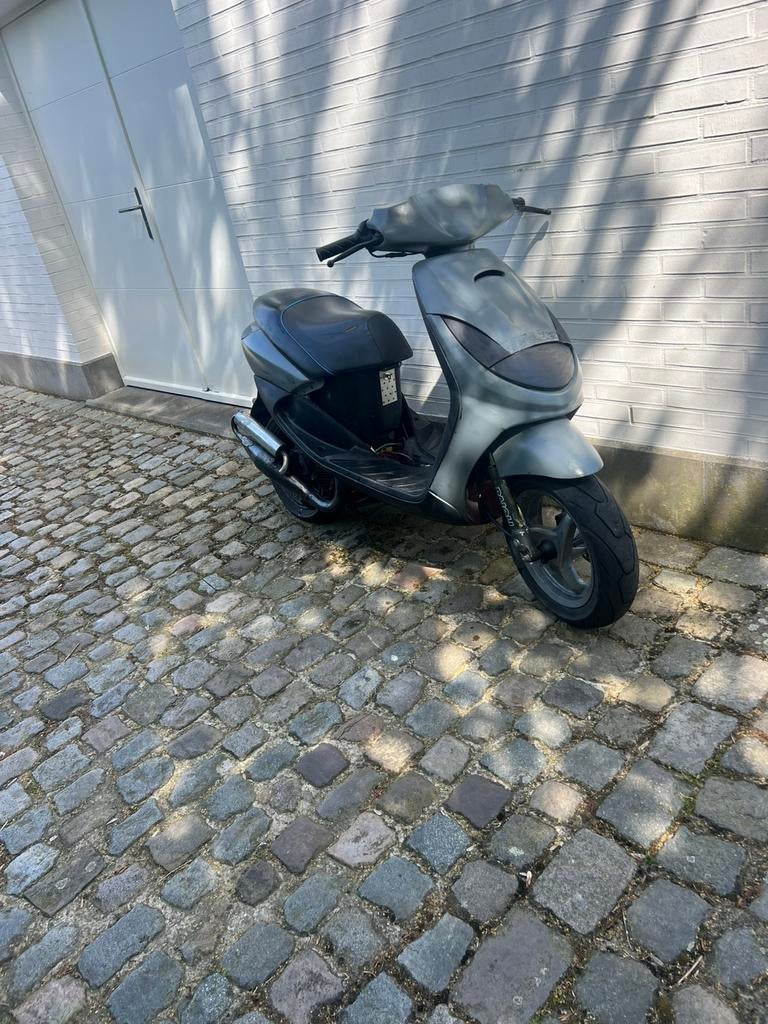 Peugot Vivacity zonder paps, Fietsen en Brommers, Ophalen, Zo goed als nieuw
