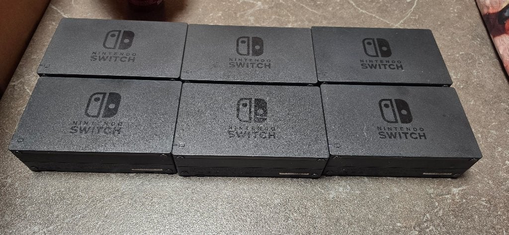 Lot 6 dock Switch, Consoles de jeu & Jeux vidéo, Enlèvement ou Envoi, Utilisé